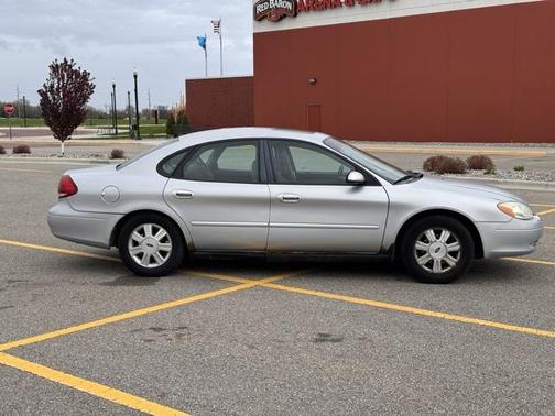 2007 Ford Taurus SEL