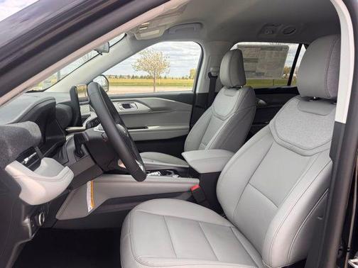 Black Metallic 2026 Ford Explorer Active