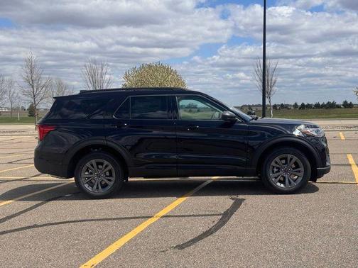 Black Metallic 2026 Ford Explorer Active