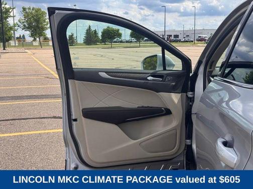 Ingot Silver Metallic 2017 Lincoln MKC Reserve