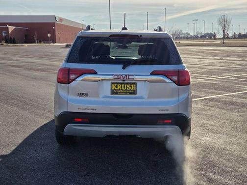 2017 GMC Acadia SLE-1