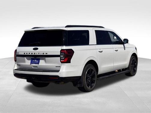 Star White Metallic Tri-Coat 2022 Ford Expedition Max Limited