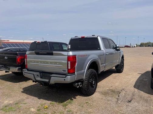 Iconic Silver Metallic 2022 Ford F-250 Platinum