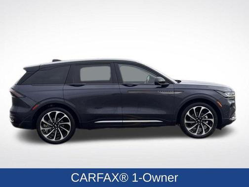 Blue Panther Metallic Clearcoat 2024 Lincoln Nautilus Black Label