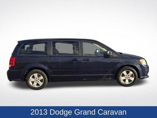 True Blue Pearlcoat 2013 Dodge Grand Caravan SE
