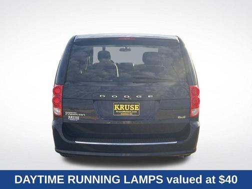 True Blue Pearlcoat 2013 Dodge Grand Caravan SE