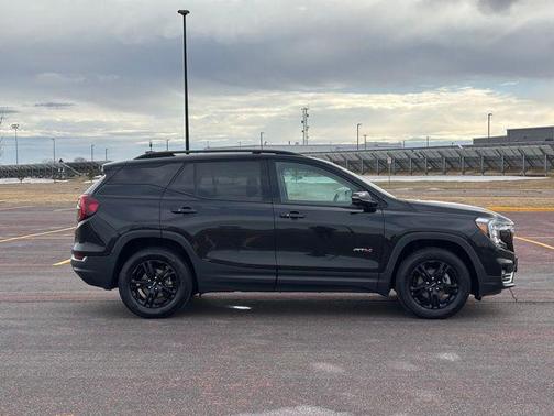 2023 GMC Terrain AWD AT4