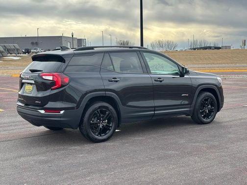 2023 GMC Terrain AWD AT4