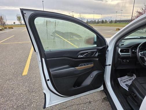 2017 GMC Acadia SLE-2