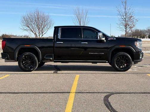 2023 GMC Sierra 2500 Denali