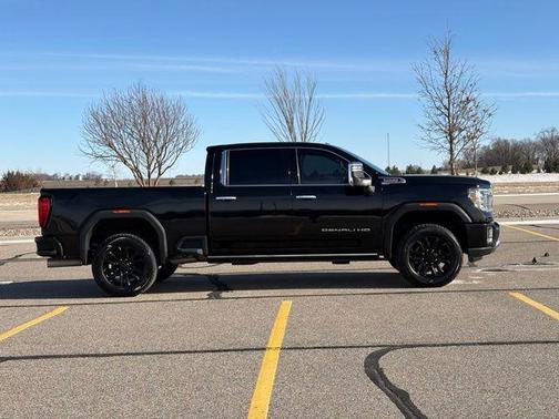 2023 GMC Sierra 2500 Denali