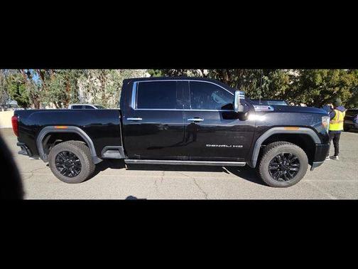 2023 GMC Sierra 2500 Denali