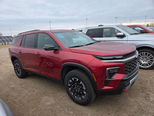 Radiant Red Tintcoat 2024 Chevrolet Traverse AWD Z71