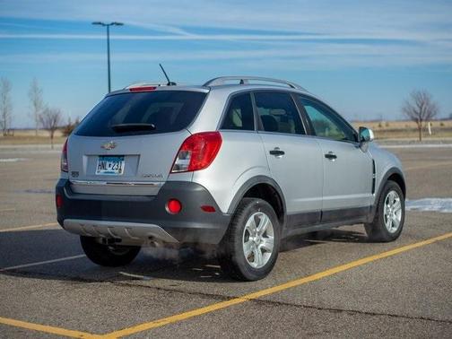 Photo 3 of 29 of 2013 Chevrolet Captiva Sport 2LS