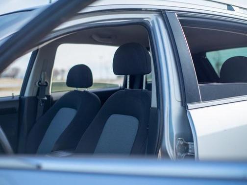 Photo 5 of 29 of 2013 Chevrolet Captiva Sport 2LS