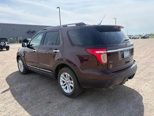 Red 2011 Ford Explorer XLT