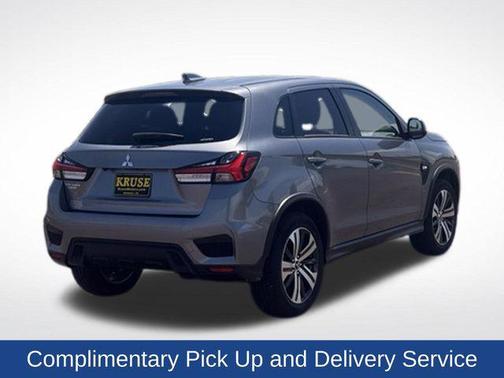 Mercury Gray Metallic 2025 Mitsubishi Outlander Sport 2.0 ES