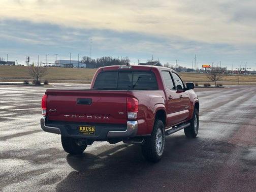 2016 Toyota Tacoma SR5