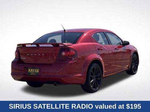 Redline 2 Coat Pearl 2014 Dodge Avenger SE