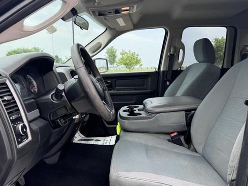2017 RAM 1500 Express