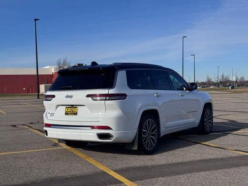 2023 Jeep Grand Cherokee L Summit Reserve