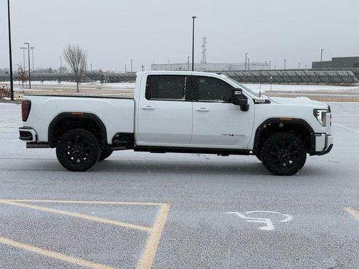 2024 GMC Sierra 3500 AT4