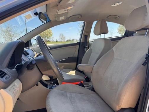 Clearwater Blue 2013 Hyundai Accent GLS