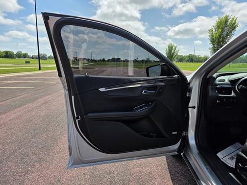 2020 Chevrolet Impala Premier
