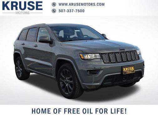 Sting-Gray Clearcoat 2021 Jeep Grand Cherokee Laredo