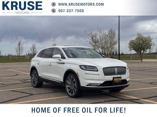Pristine White Metallic Tri-Coat 2023 Lincoln Nautilus Reserve