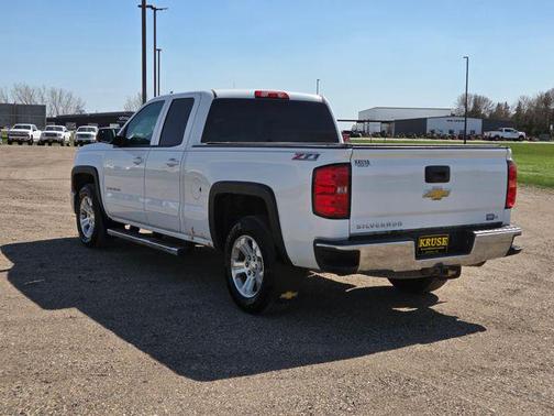 Summit White 2015 Chevrolet Silverado 1500 2LT