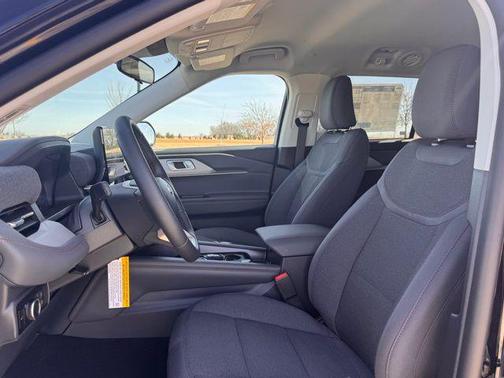 Black Metallic 2026 Ford Explorer Active