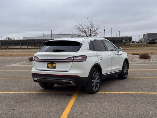 2023 Lincoln Nautilus Reserve