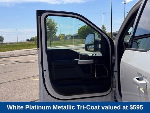 White Platinum Metallic Tri-Coat 2017 Ford F-350 Platinum