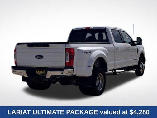 White Platinum Metallic Tri-Coat 2017 Ford F-350 Platinum