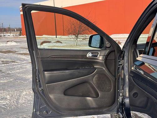 2017 Jeep Grand Cherokee Altitude