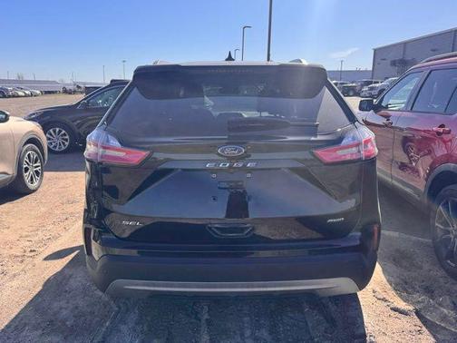 Agate Black Metallic 2023 Ford Edge SEL