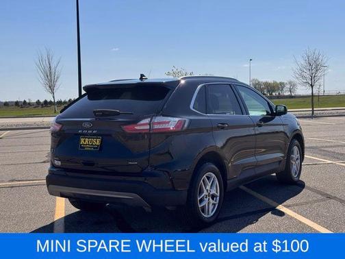 Agate Black Metallic 2023 Ford Edge SEL