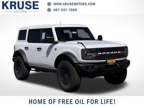 Oxford White 2026 Ford Bronco Badlands