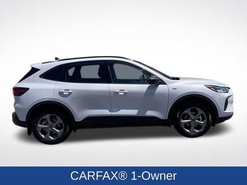 Space Silver Metallic 2026 Ford Escape ST-Line