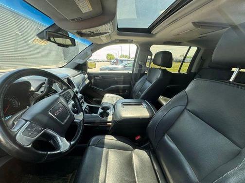 Crimson Red Tintcoat 2019 GMC Yukon XL SLT