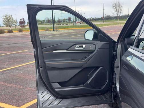 Gray Metallic 2026 Ford Explorer Tremor