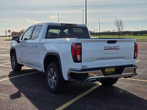 Summit White 2026 GMC Sierra 1500 SLE