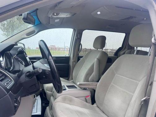 2012 Chrysler Town & Country Touring