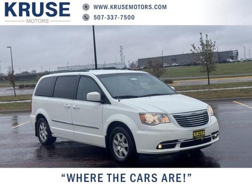 2012 Chrysler Town & Country Touring