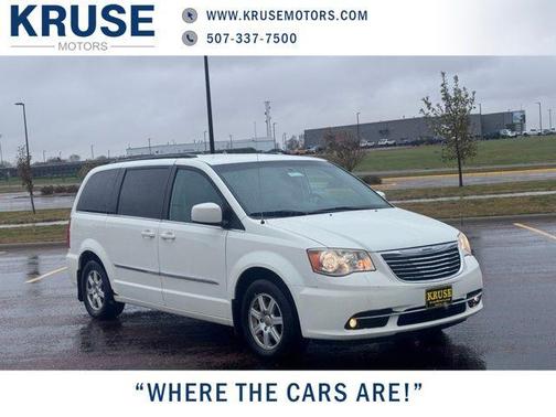 2012 Chrysler Town & Country Touring