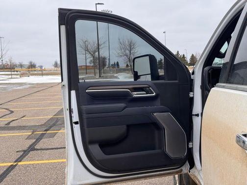 2025 Chevrolet Silverado 2500 High Country