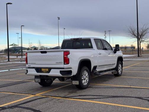 2025 Chevrolet Silverado 2500 High Country