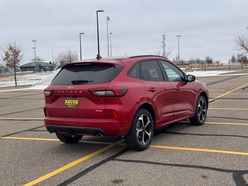 2023 Ford Escape ST-Line Select