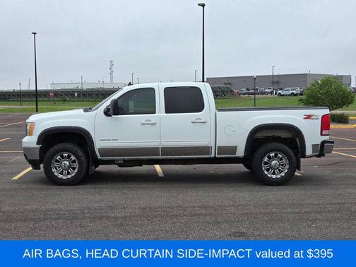 Summit White 2013 GMC Sierra 2500 SLT